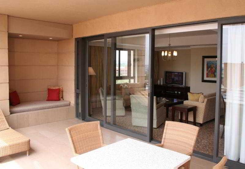 Raphael Suites Йоханесбург Екстериор снимка