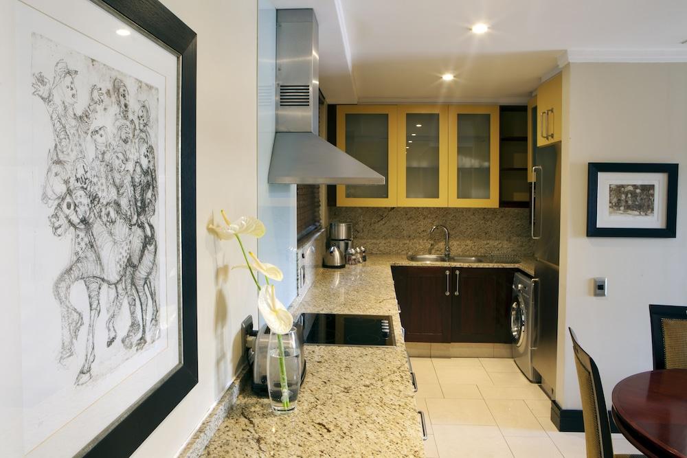 Raphael Suites Йоханесбург Екстериор снимка