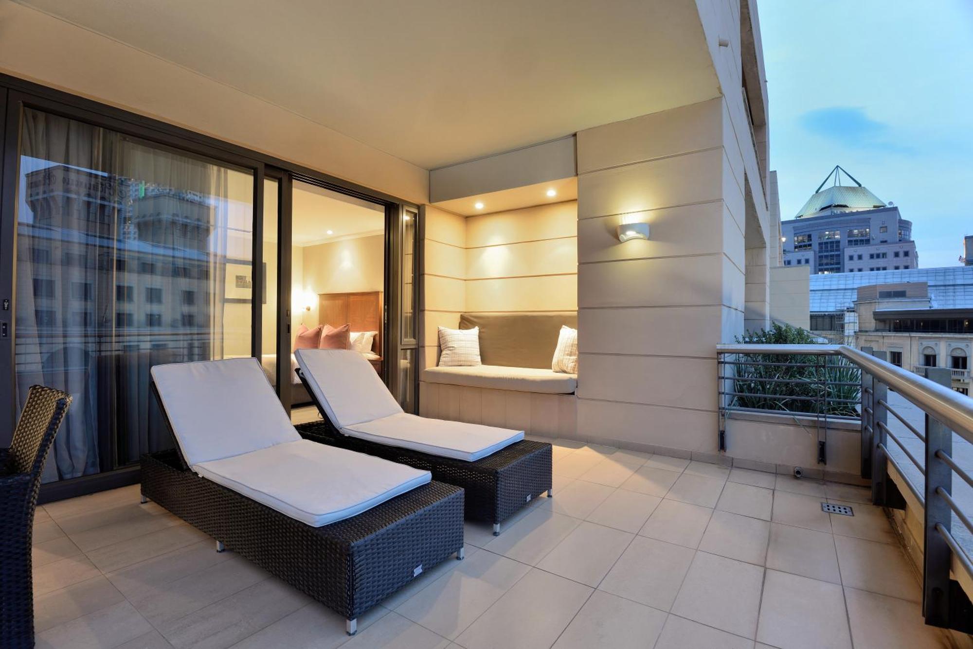 Raphael Suites Йоханесбург Екстериор снимка