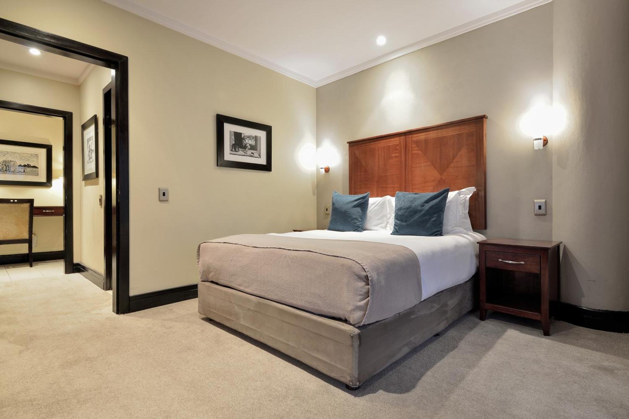 Raphael Suites Йоханесбург Екстериор снимка