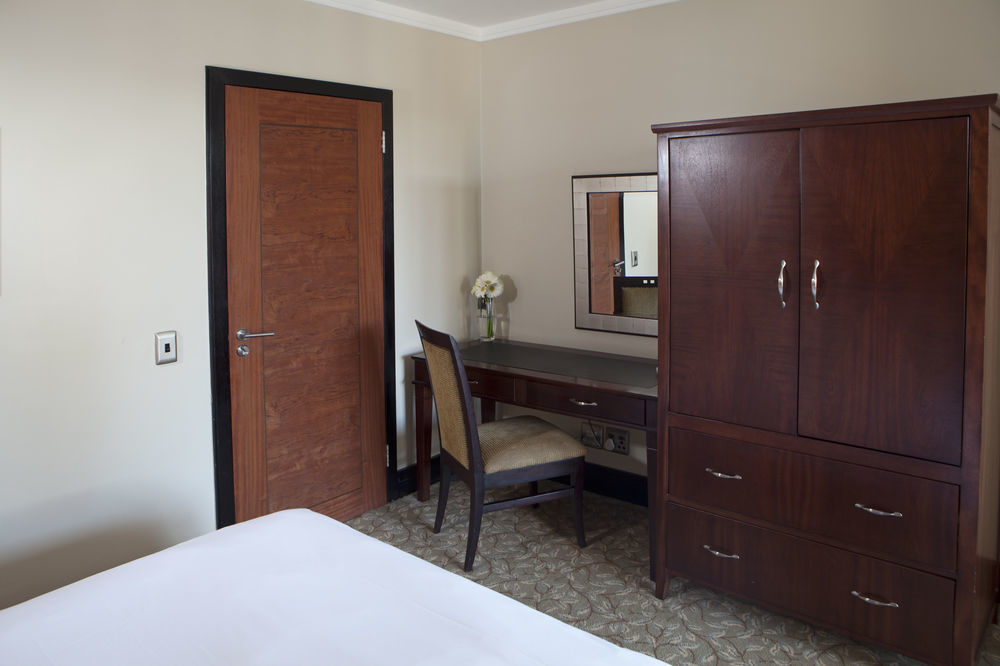 Raphael Suites Йоханесбург Екстериор снимка